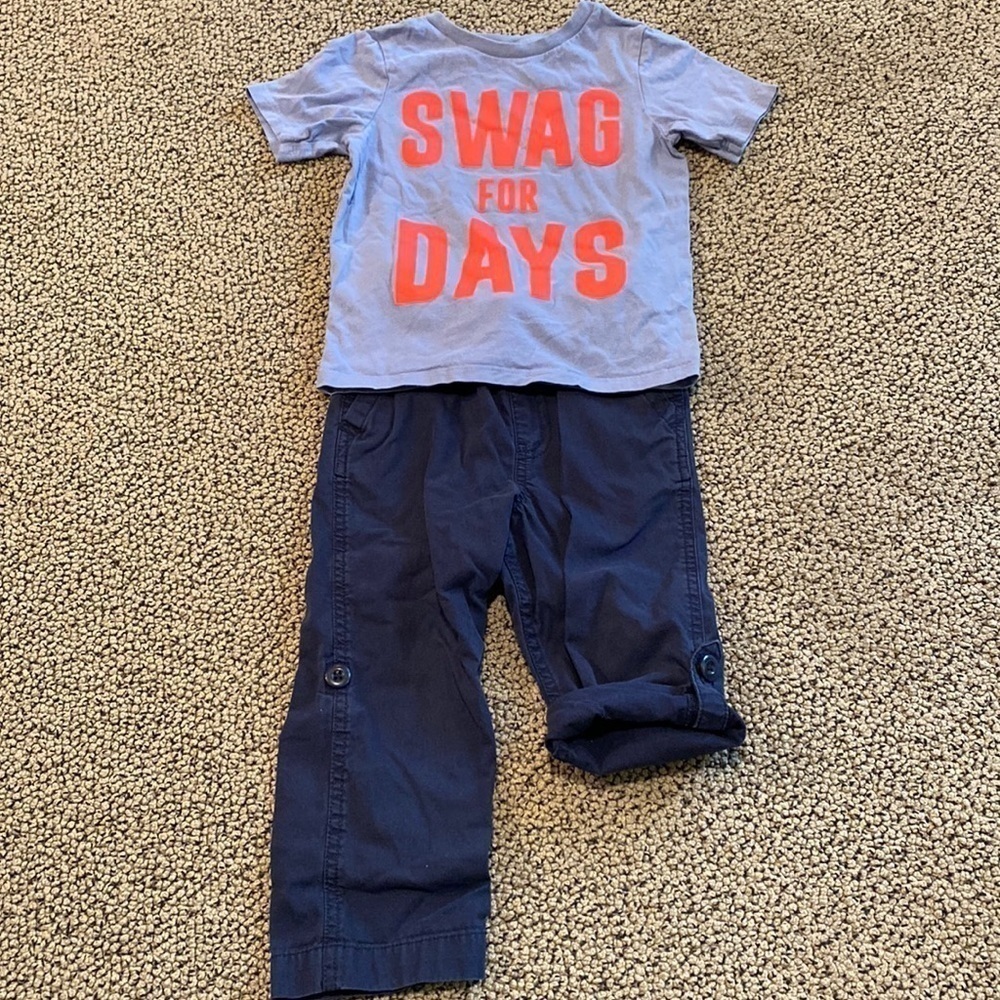 Children’s Place Short Sleeved Shirt & Roll Up Pants Size 3T- Like New